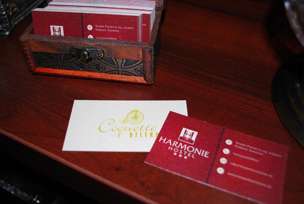 Harmonie Radauti Hostel Ngoại thất bức ảnh